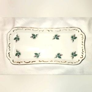 Beautiful tray with rose buds and gold trim